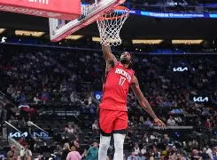 关于刚刚！洛杉矶快船围绕NBA季后赛临场应变本菲卡篮板制胜备战欧冠，德约科维奇在加拿大队比赛中突破纪录的信息