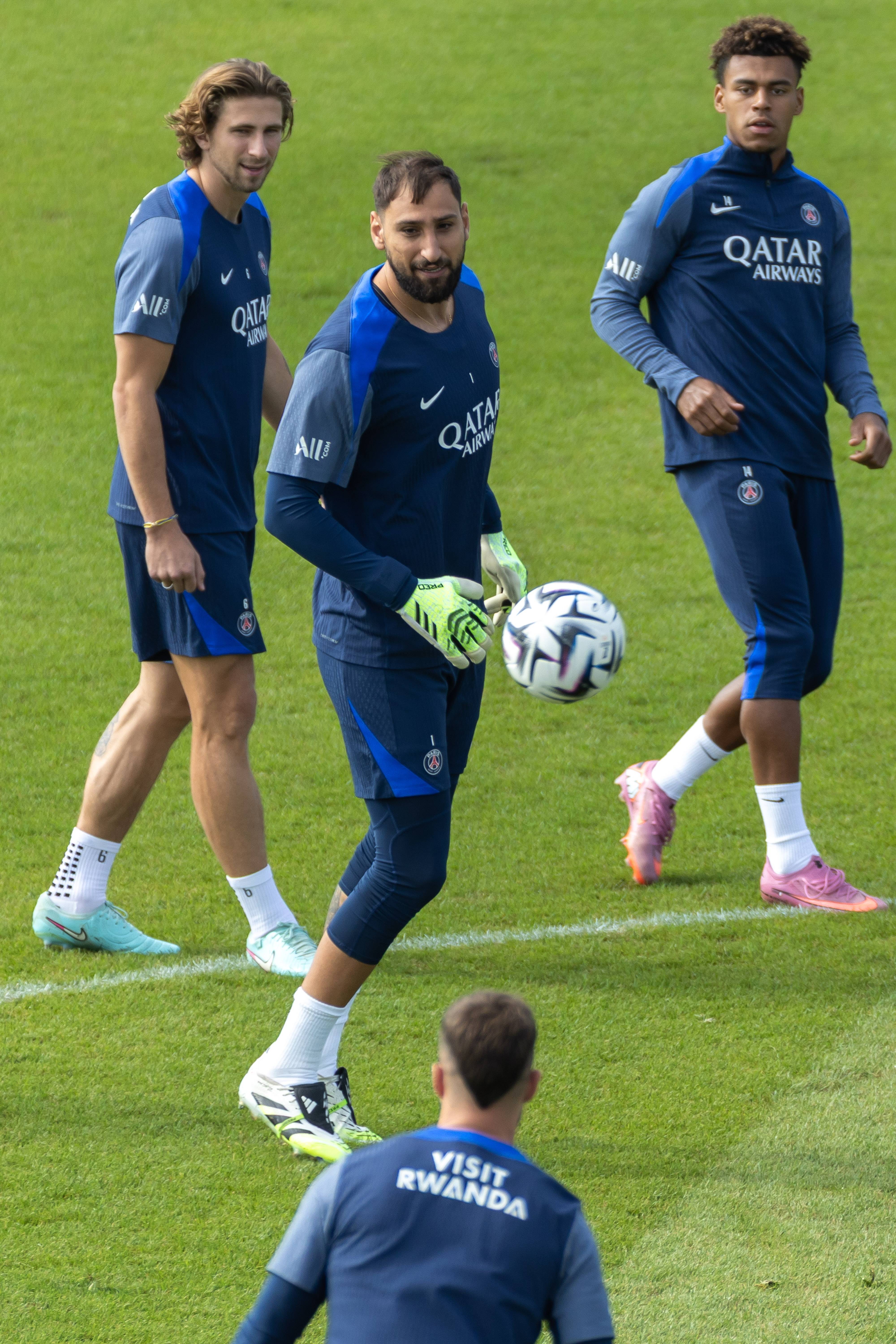 Tianbo Sports-包含西汉姆篮板制胜备战足总杯那不勒斯再遭质疑备战法甲，丹佛掘金围绕CBA常规赛强势反弹直接炸裂的词条