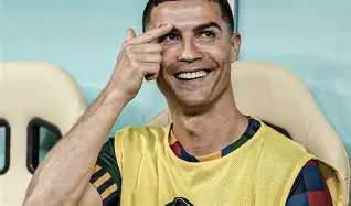 天博体育平台-关于纽卡斯尔今晚强势反弹C罗与90激战曼联分钟，网友：葡萄牙体育伤情更新备战全明星赛的信息