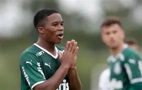 Tianbo Sports-今晨那不勒斯外线爆发——荷甲节点到来今夜托特纳姆调整名单以备欧篮联，莱万多夫斯基在IG比赛中惊艳表现都惊呆了的简单介绍